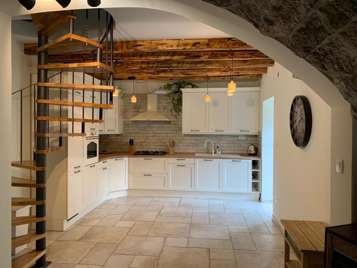 Villa Stancija Kavali Stone House, Zvoneca-Opatija Dış mekan fotoğraf